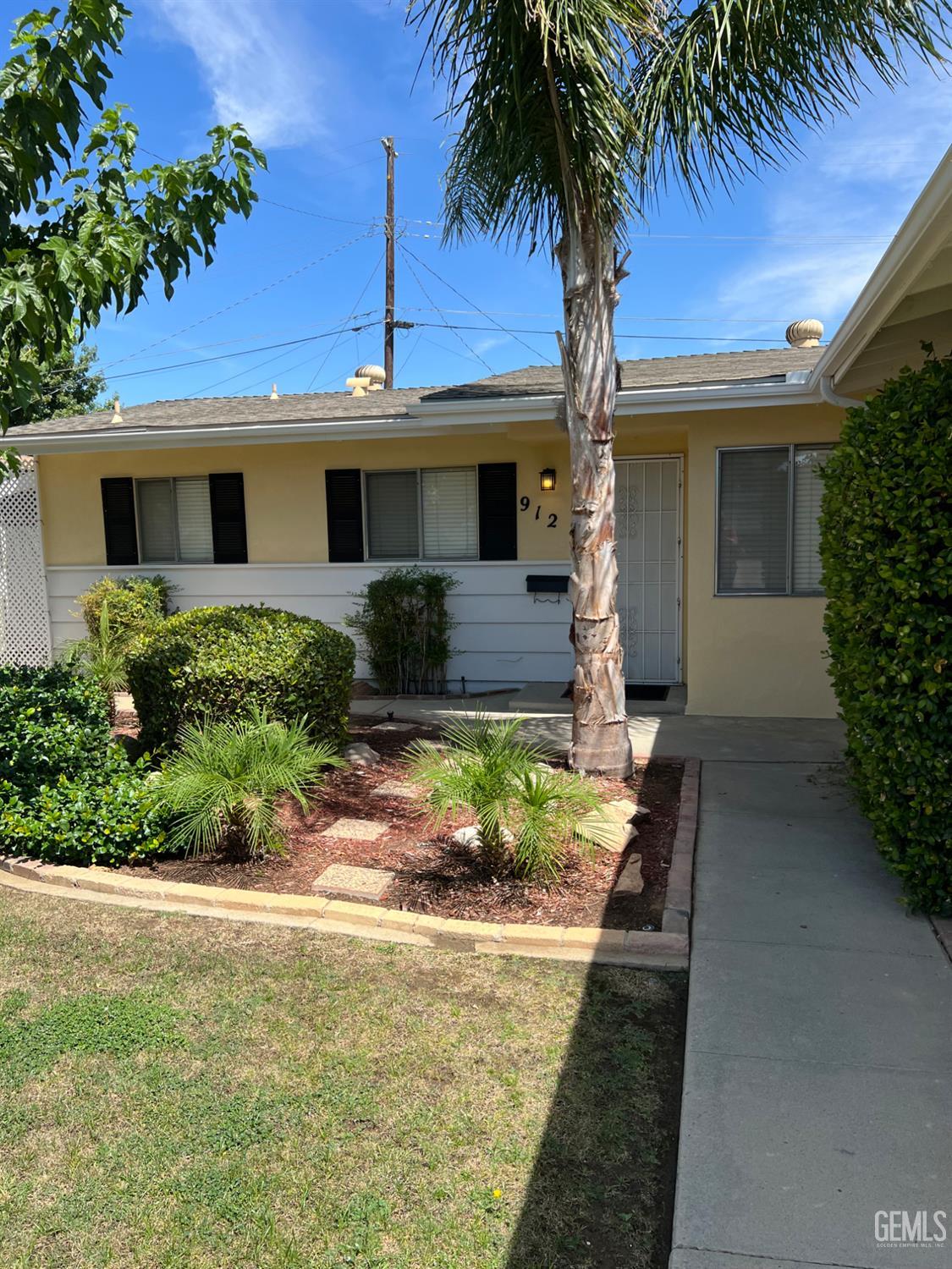 912 Monna Avenue — photo 3