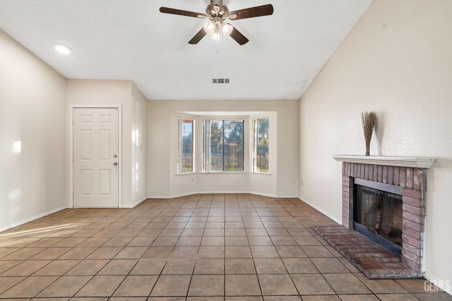 2203 19th Avenue, Delano, CA 93215 — photo 8