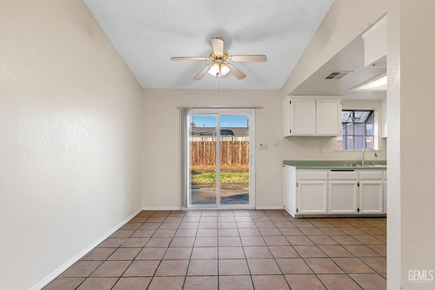 2203 19th Avenue, Delano, CA 93215 — photo 11