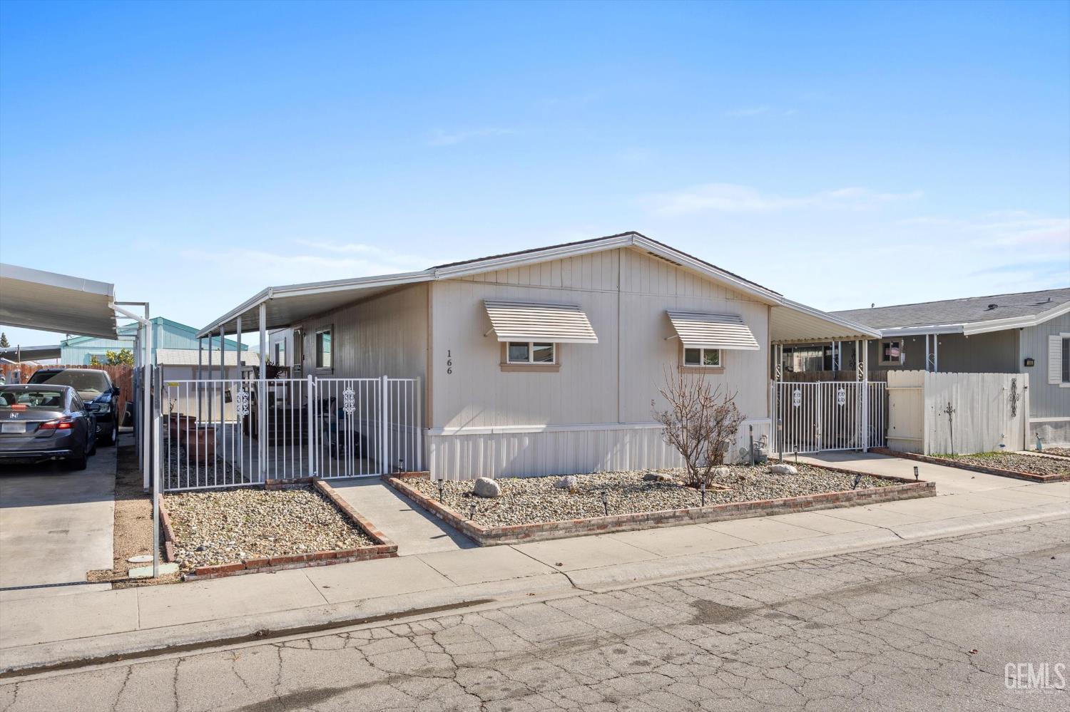 1301 Taft Highway — photo 4