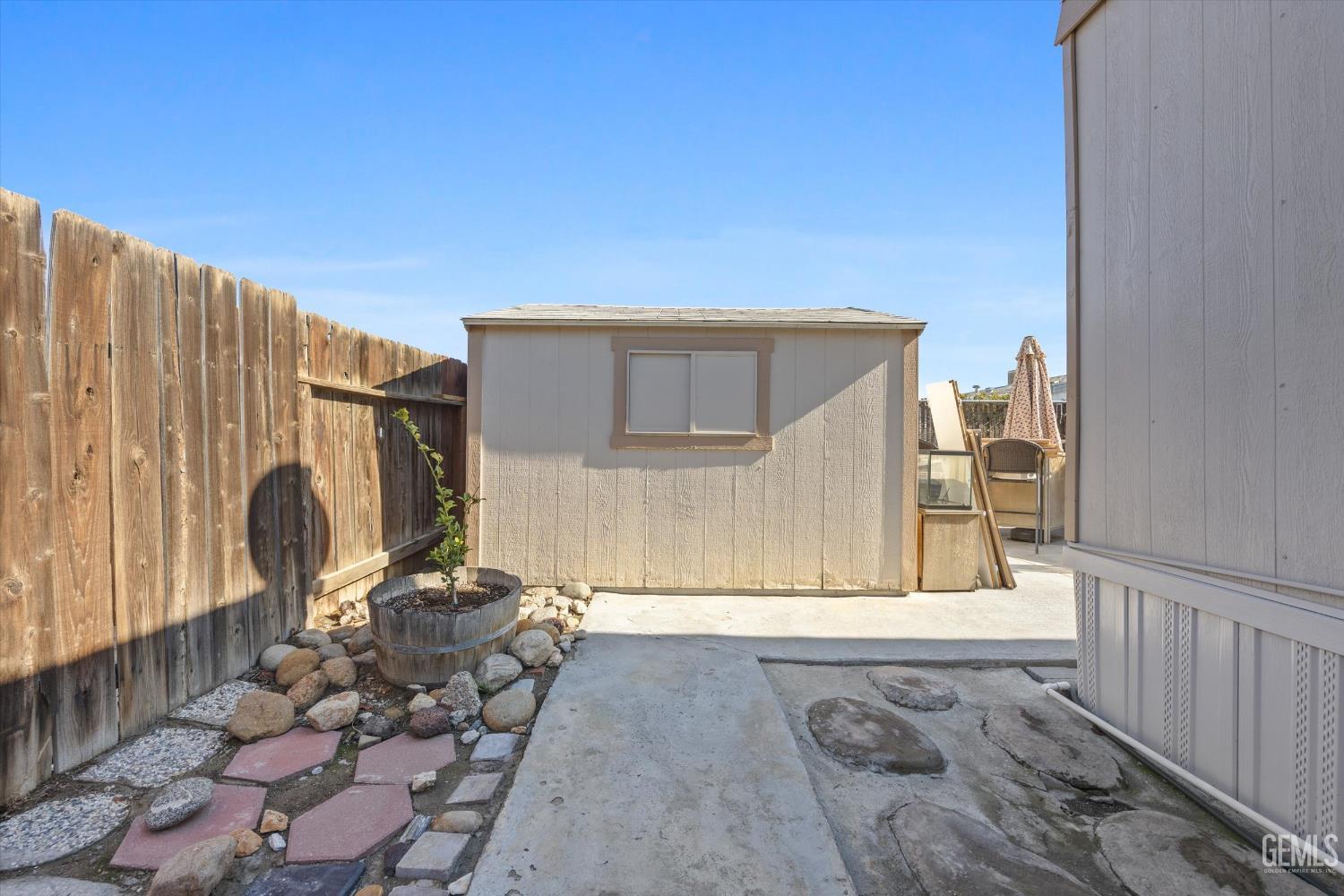 1301 Taft Highway — photo 22