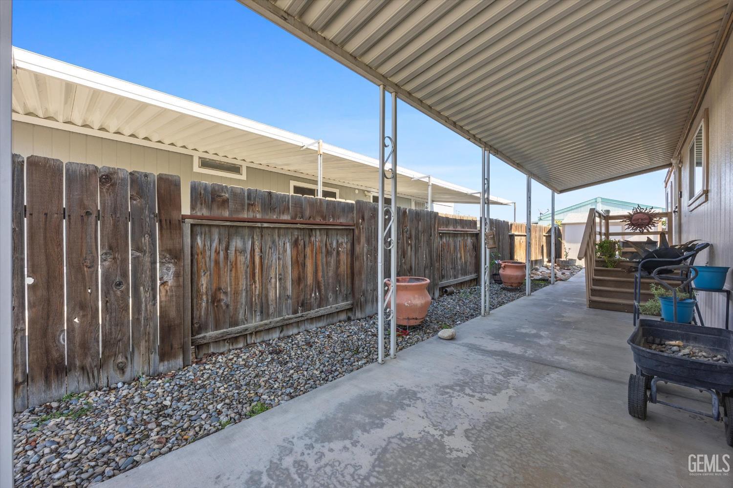 1301 Taft Highway — photo 20
