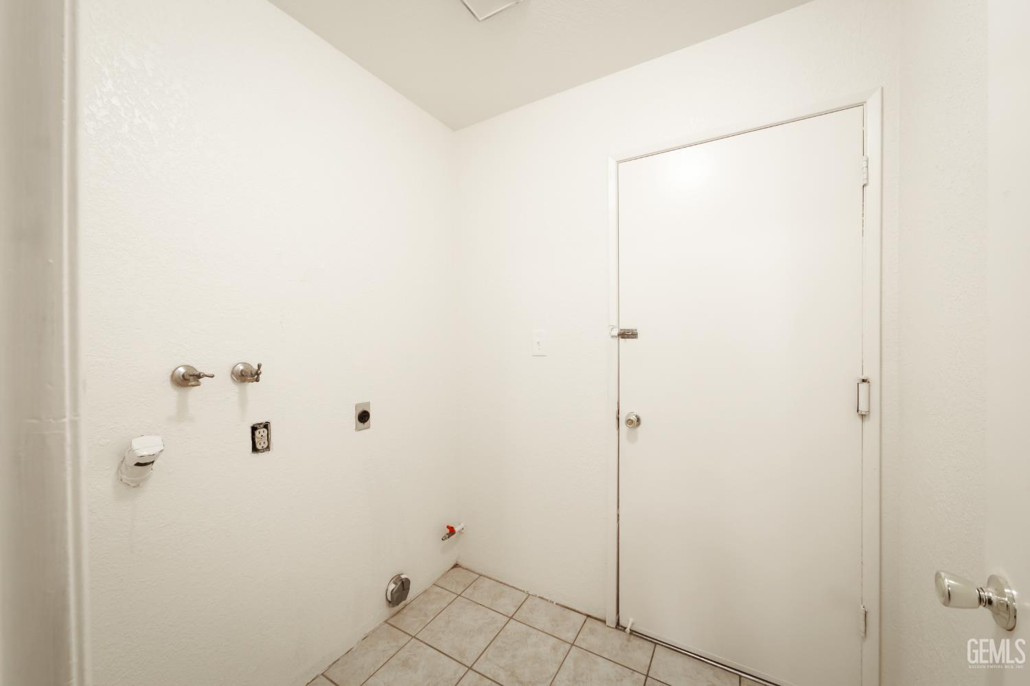 4613 Black Rock Mountain Court — photo 28
