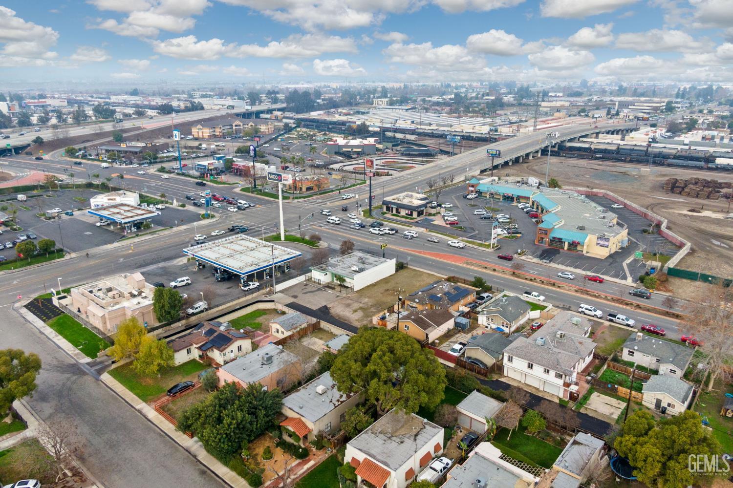 3109 California Avenue — photo 3