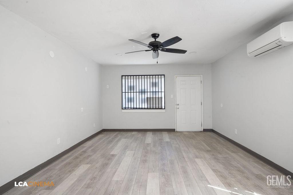 1721 N Chester Avenue — photo 18