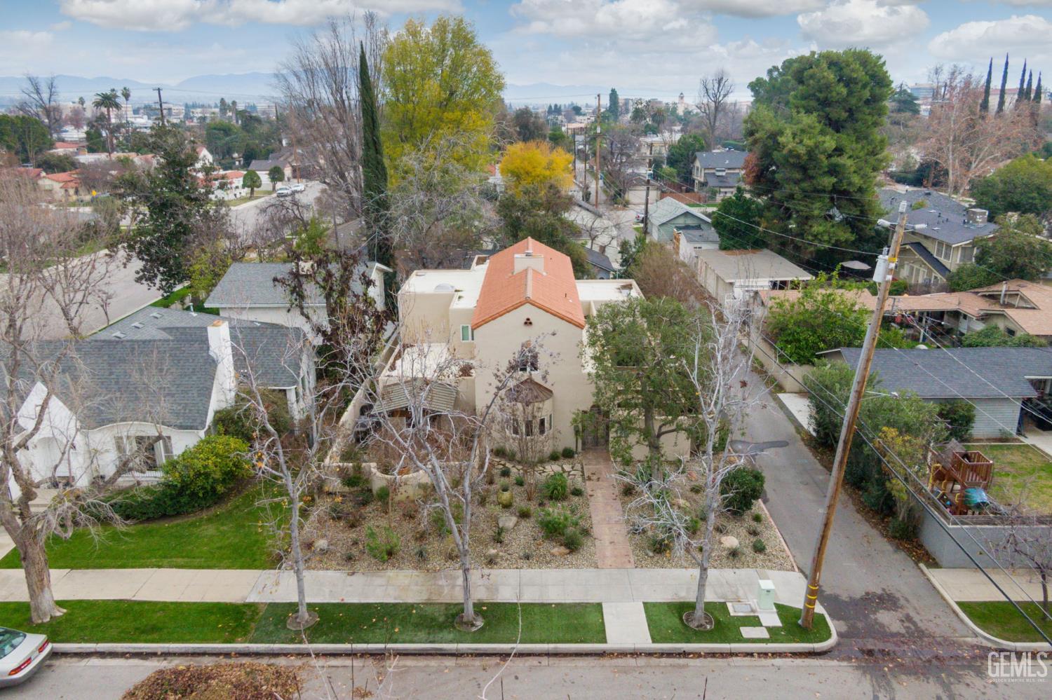 2118 Cedar Street — photo 71