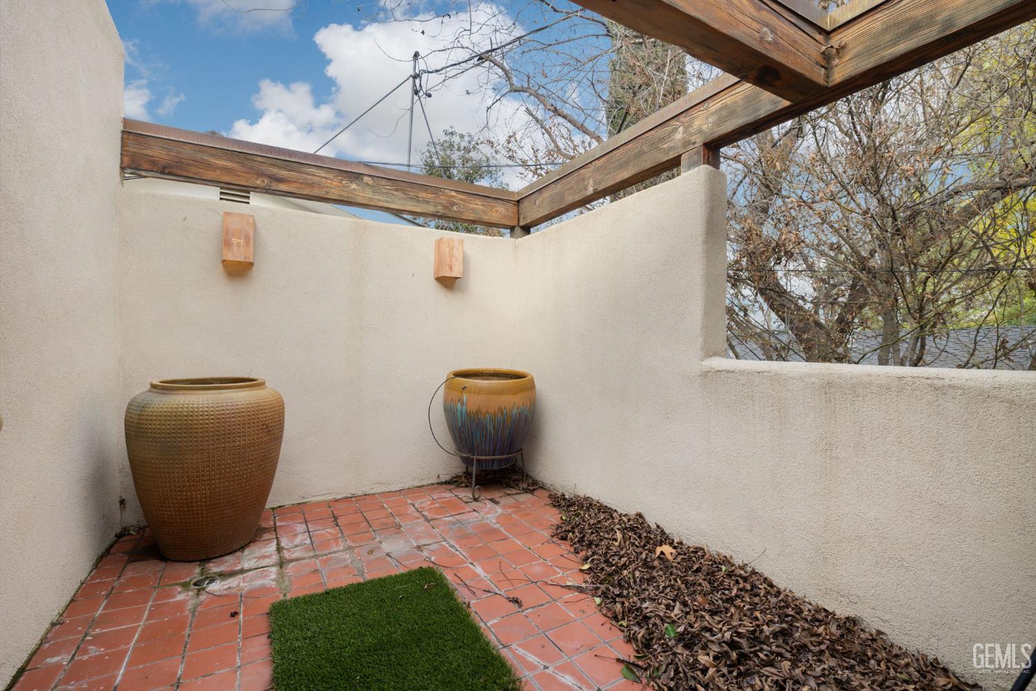2118 Cedar Street — photo 59