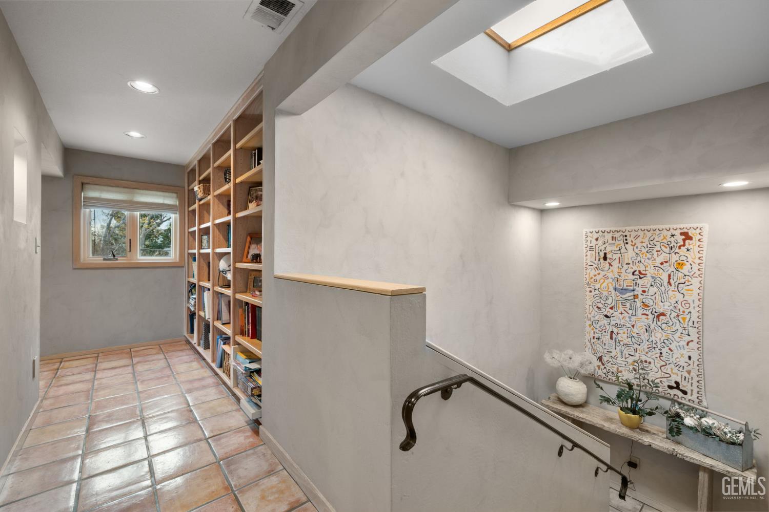 2118 Cedar Street — photo 44
