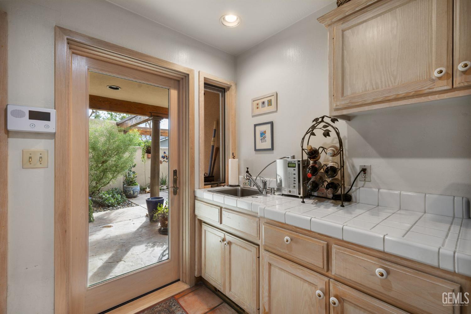 2118 Cedar Street — photo 41
