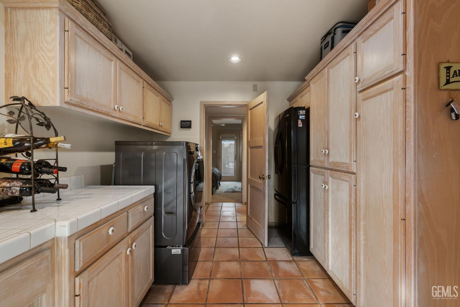 2118 Cedar Street — photo 42