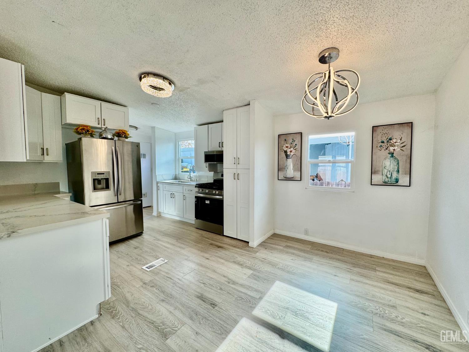 114 Plymonth Avenue — photo 6