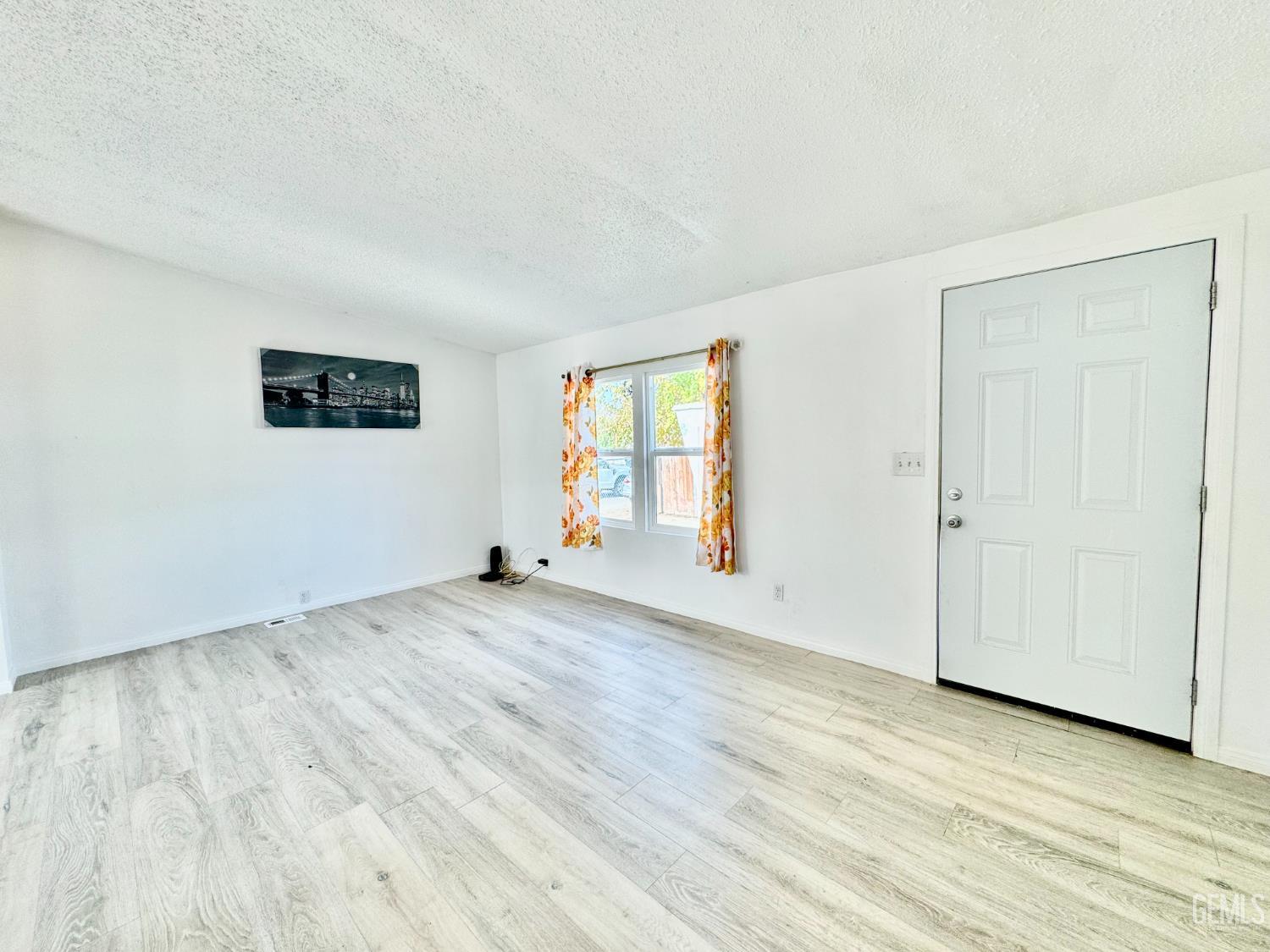 114 Plymonth Avenue — photo 4