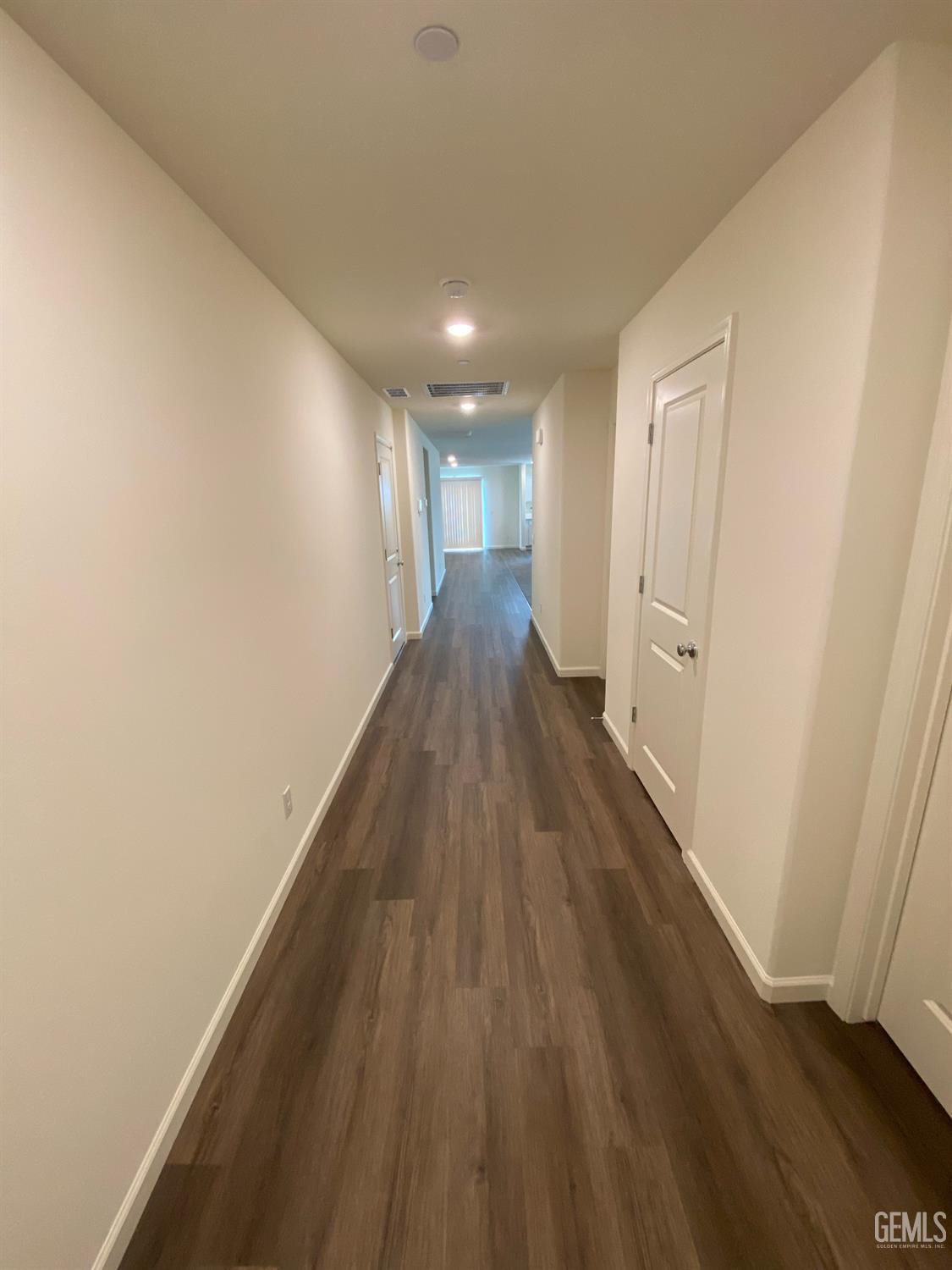 5917 Vespucci Avenue — photo 15