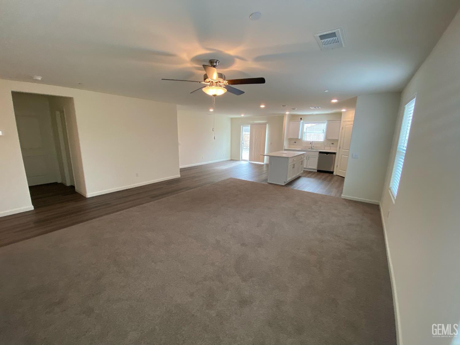 5917 Vespucci Avenue — photo 16