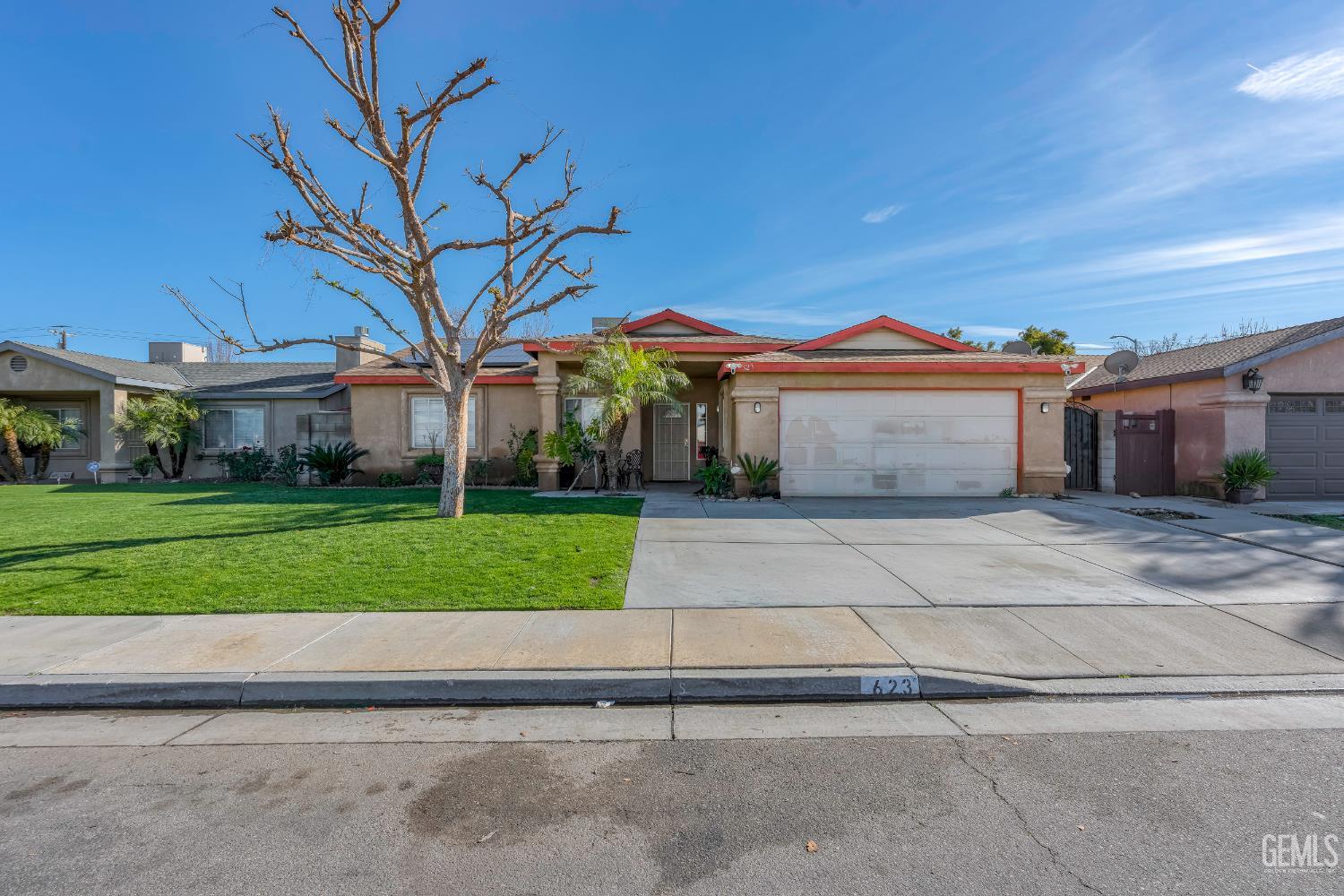 623 Broken Arrow Avenue, Bakersfield, CA 93307 — photo 1