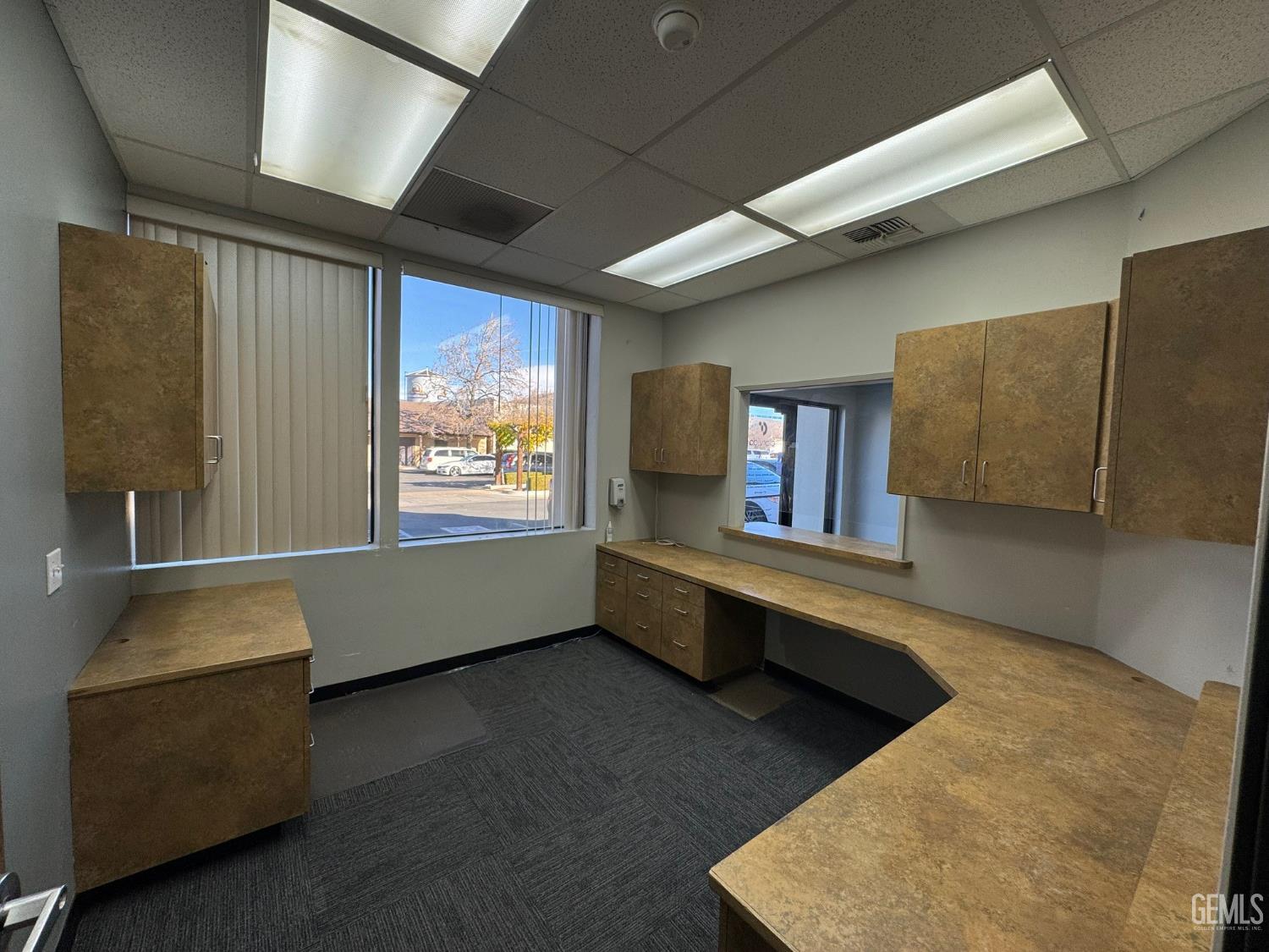 113 E F Street — photo 8