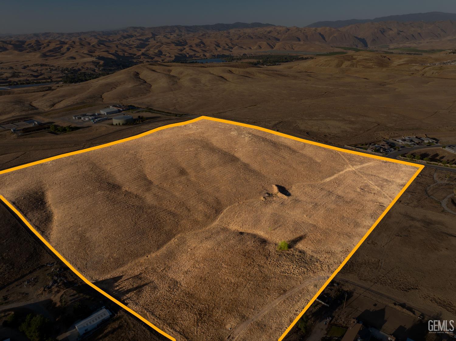 7000 Valley Lane — photo 4