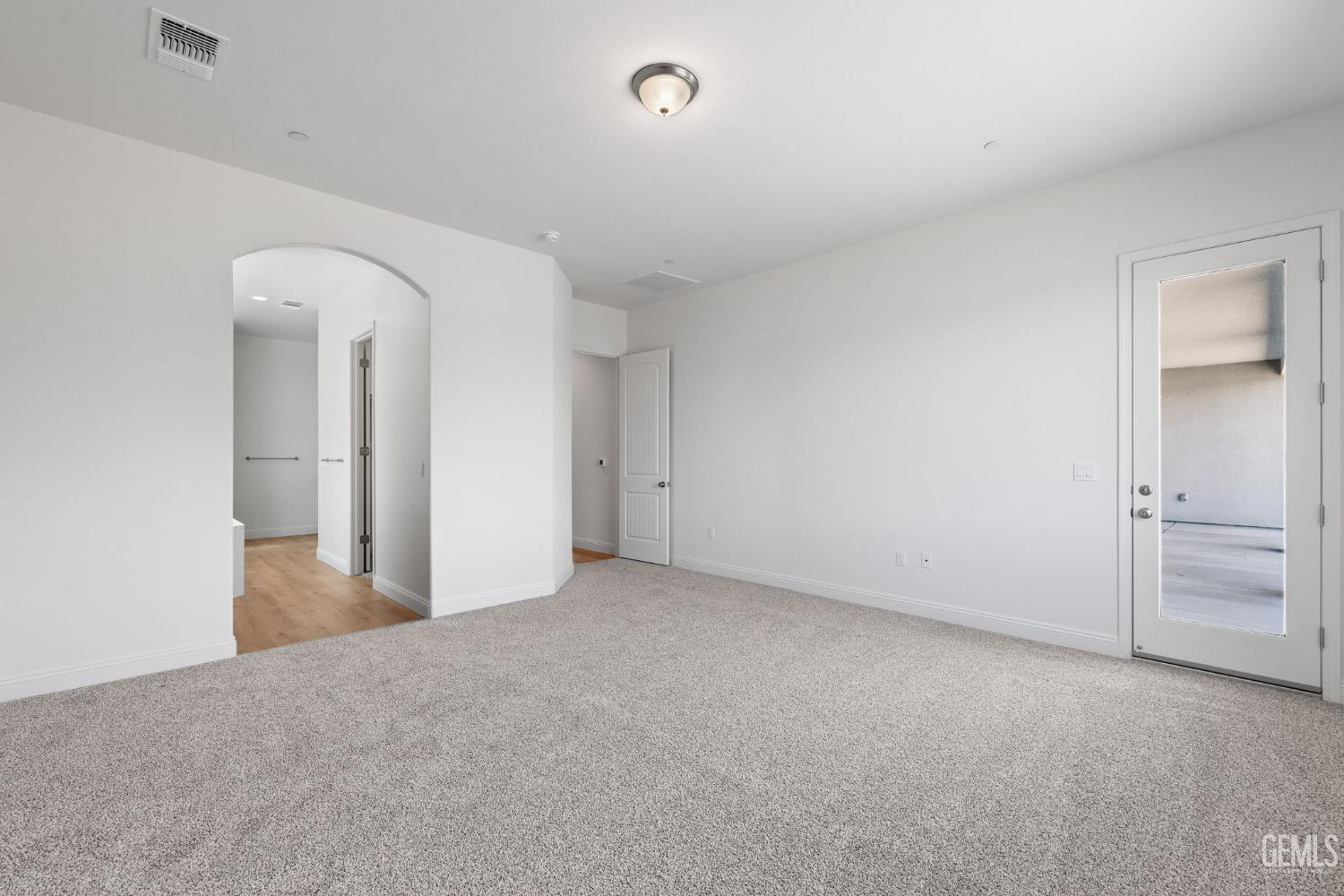 7516 Ruthburg Way — photo 32