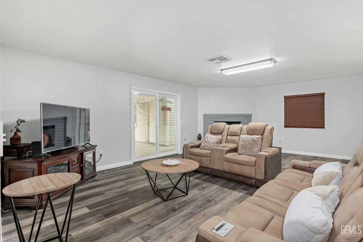 2012 Butterfield Avenue, Bakersfield, CA 93304 — photo 8