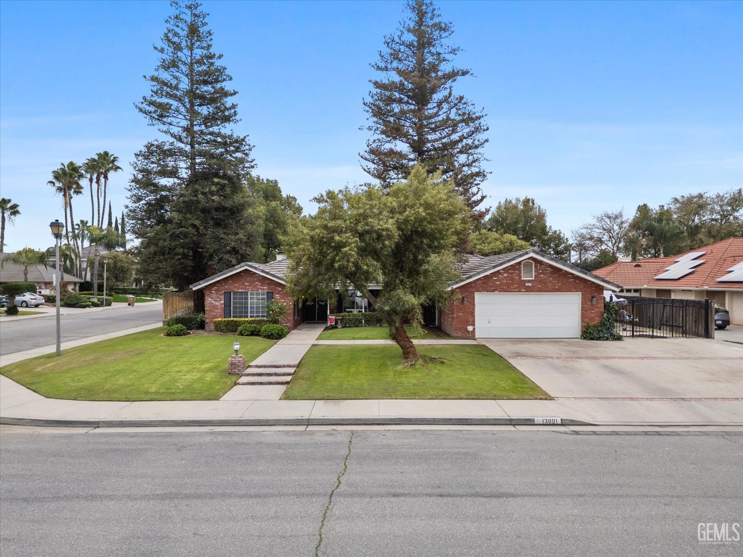 13001 Monarch Palm Avenue — photo 10
