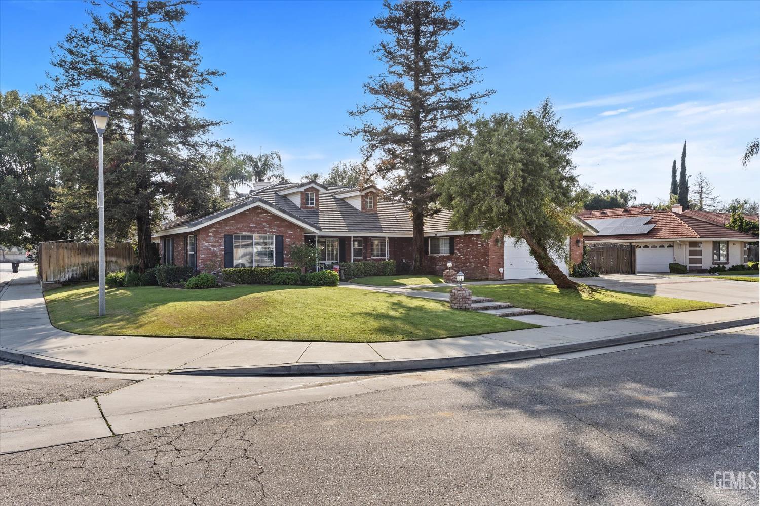 13001 Monarch Palm Avenue — photo 4