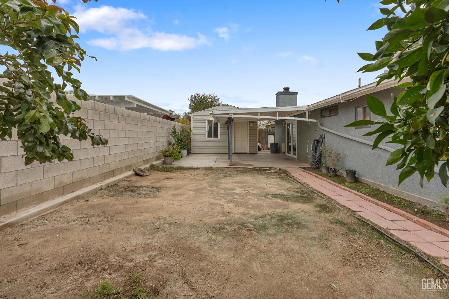 2012 Butterfield Avenue, Bakersfield, CA 93304 — photo 27
