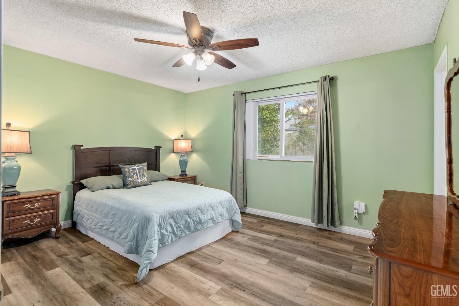 2012 Butterfield Avenue, Bakersfield, CA 93304 — photo 16