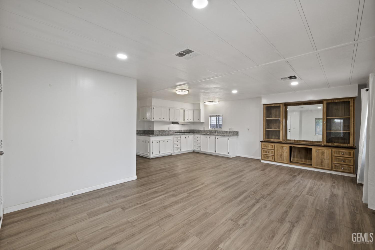 3535 Stine Road — photo 8