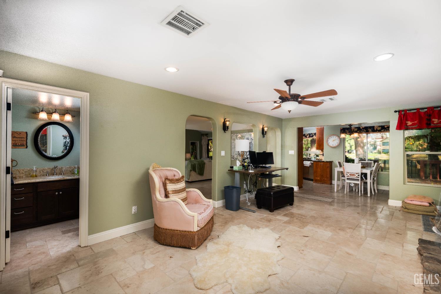 4131 Pinewood Lake Drive — photo 16