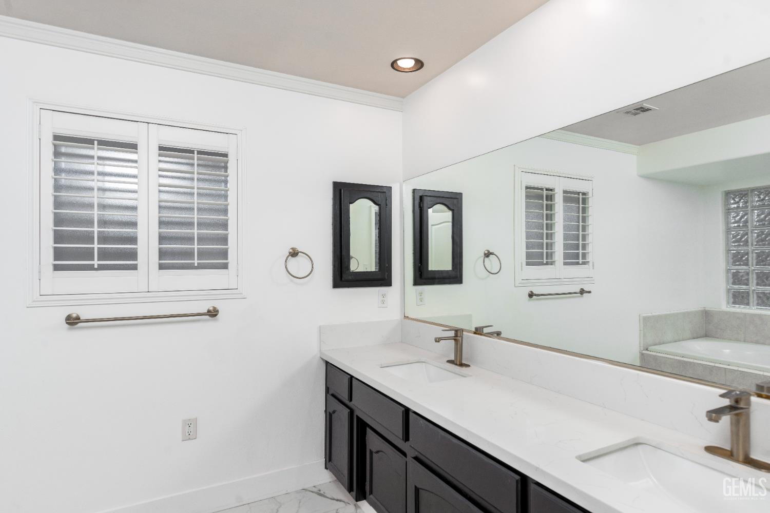 10103 Wentworth Court — photo 20