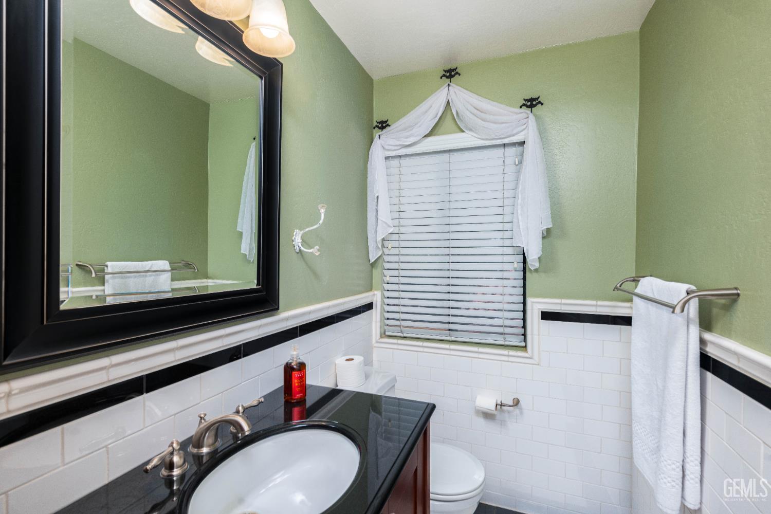 4131 Pinewood Lake Drive — photo 32