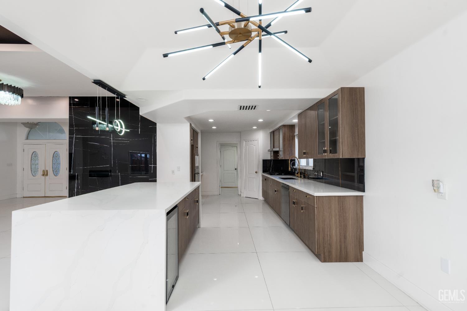10103 Wentworth Court — photo 14
