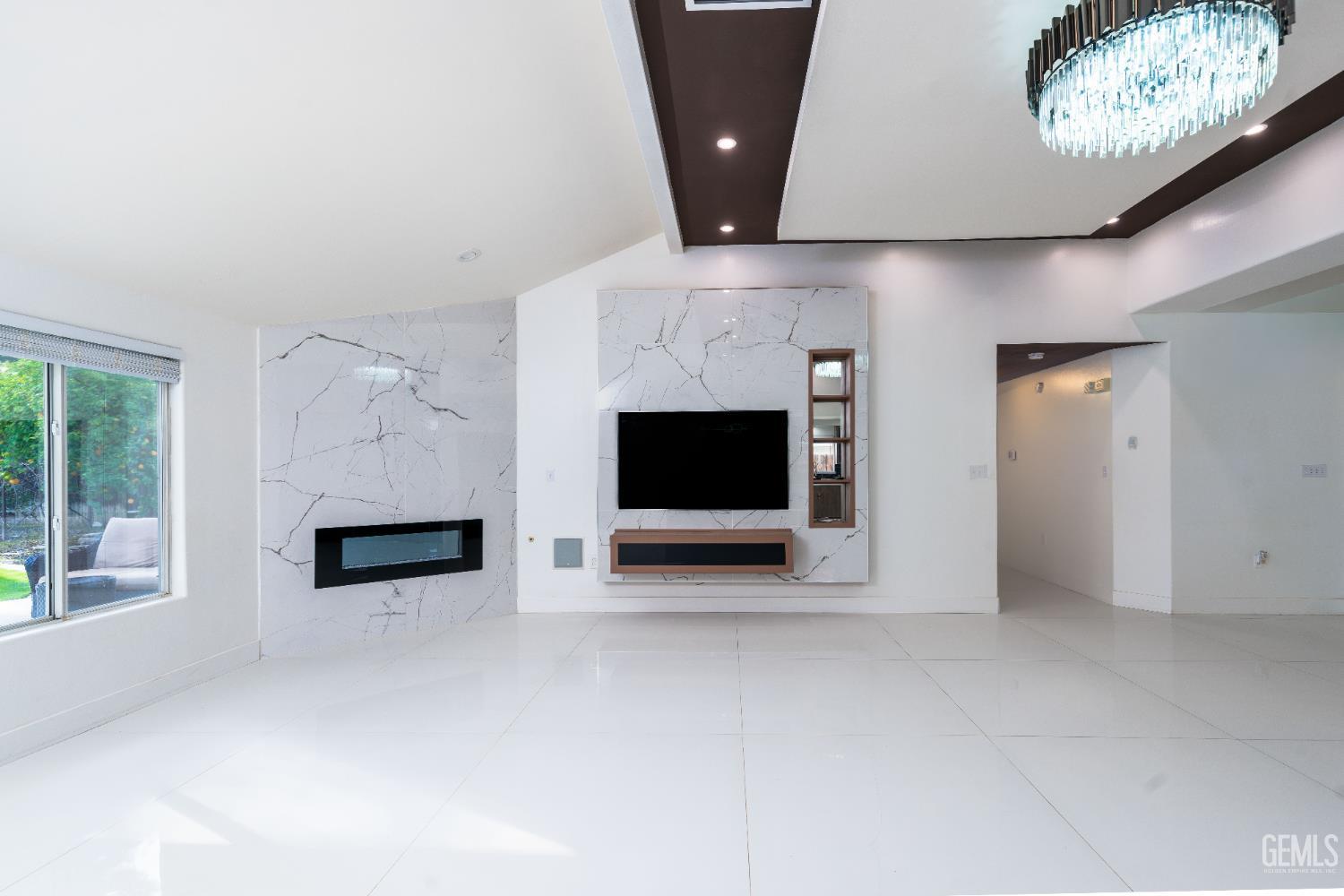 10103 Wentworth Court — photo 11