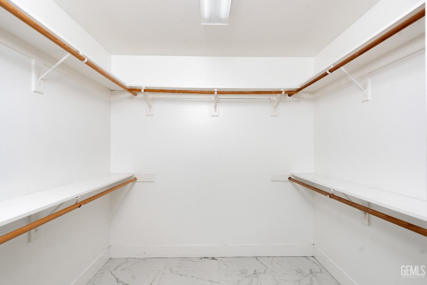 10103 Wentworth Court — photo 19