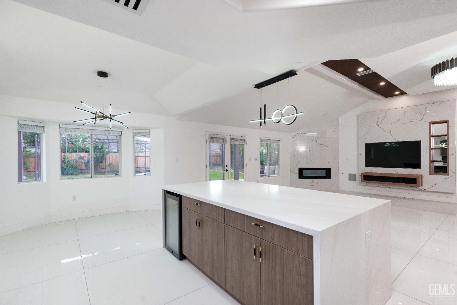 10103 Wentworth Court — photo 12