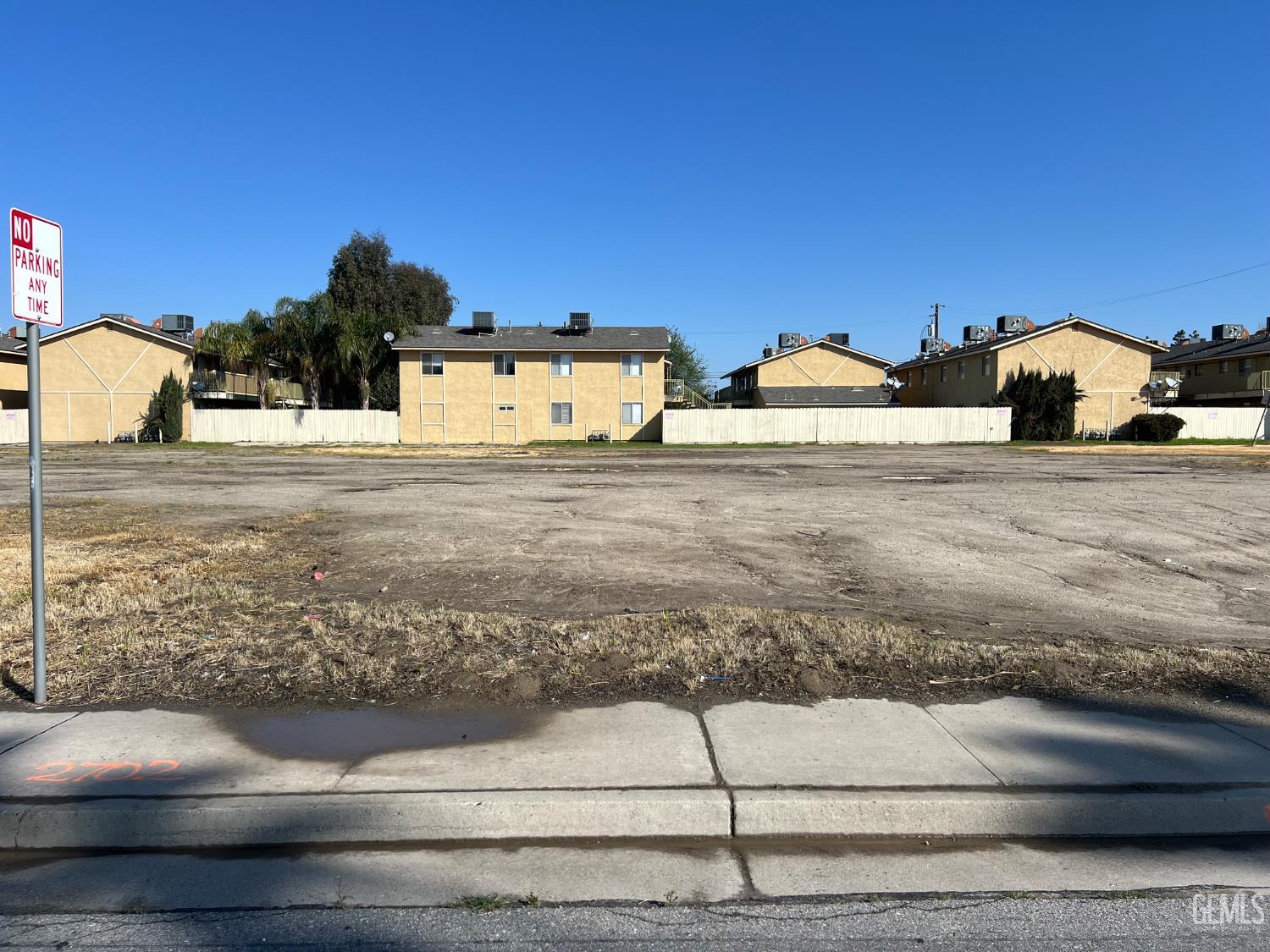 2702 Los Carneros Place — photo 3