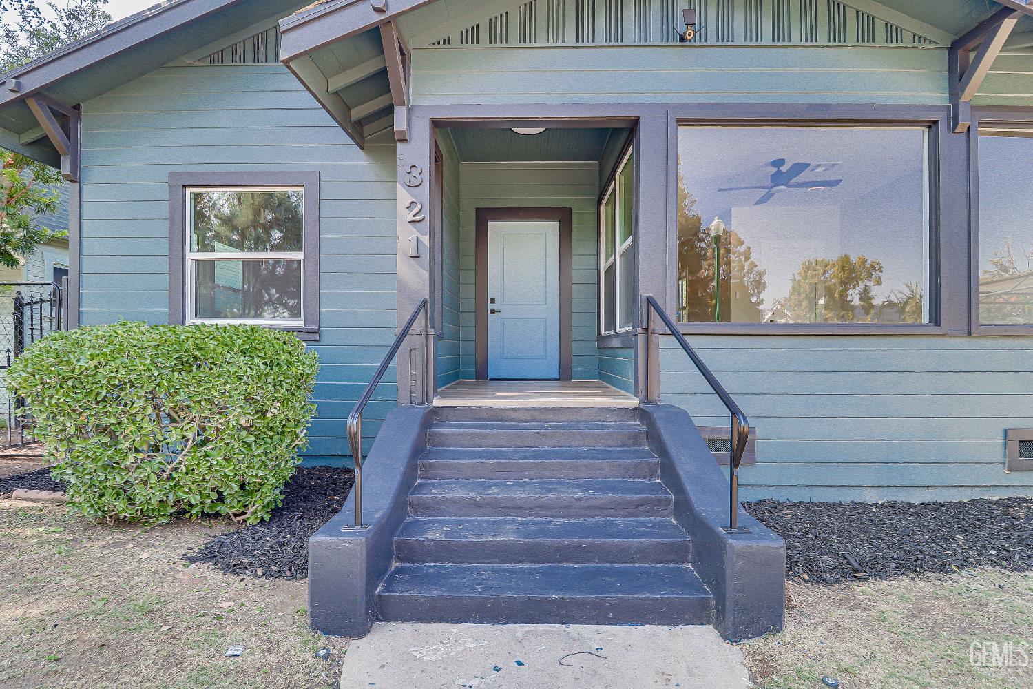 321 Oleander Avenue — photo 4