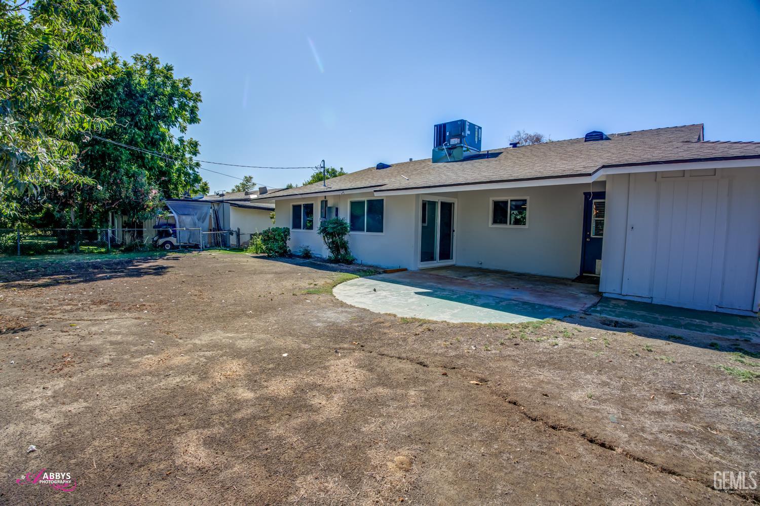 6104 Bel Aire Way — photo 25