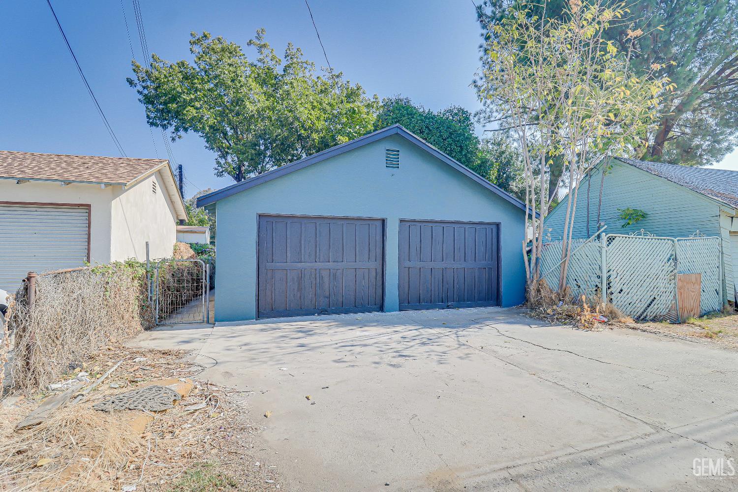 321 Oleander Avenue — photo 26