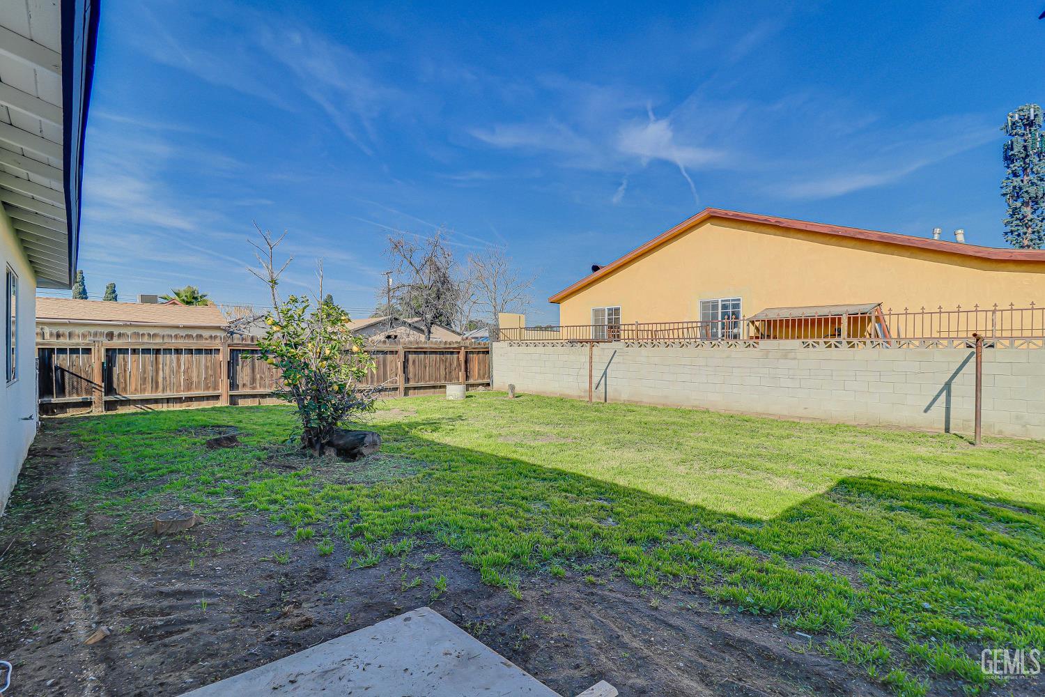 1410 Southgate Drive, Bakersfield, CA 93304 — photo 21