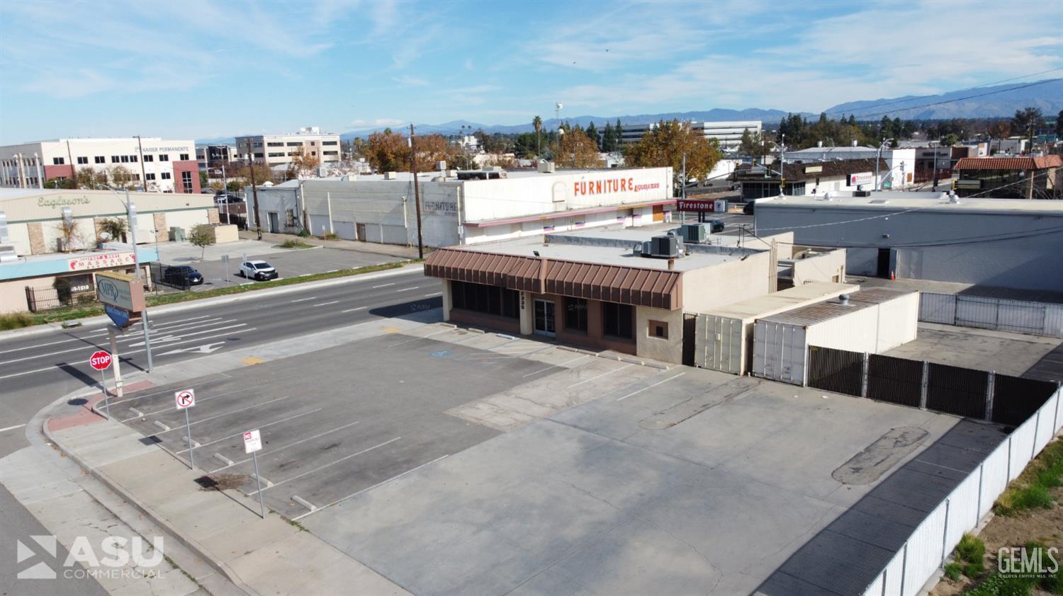 2336 Eye Street — photo 3