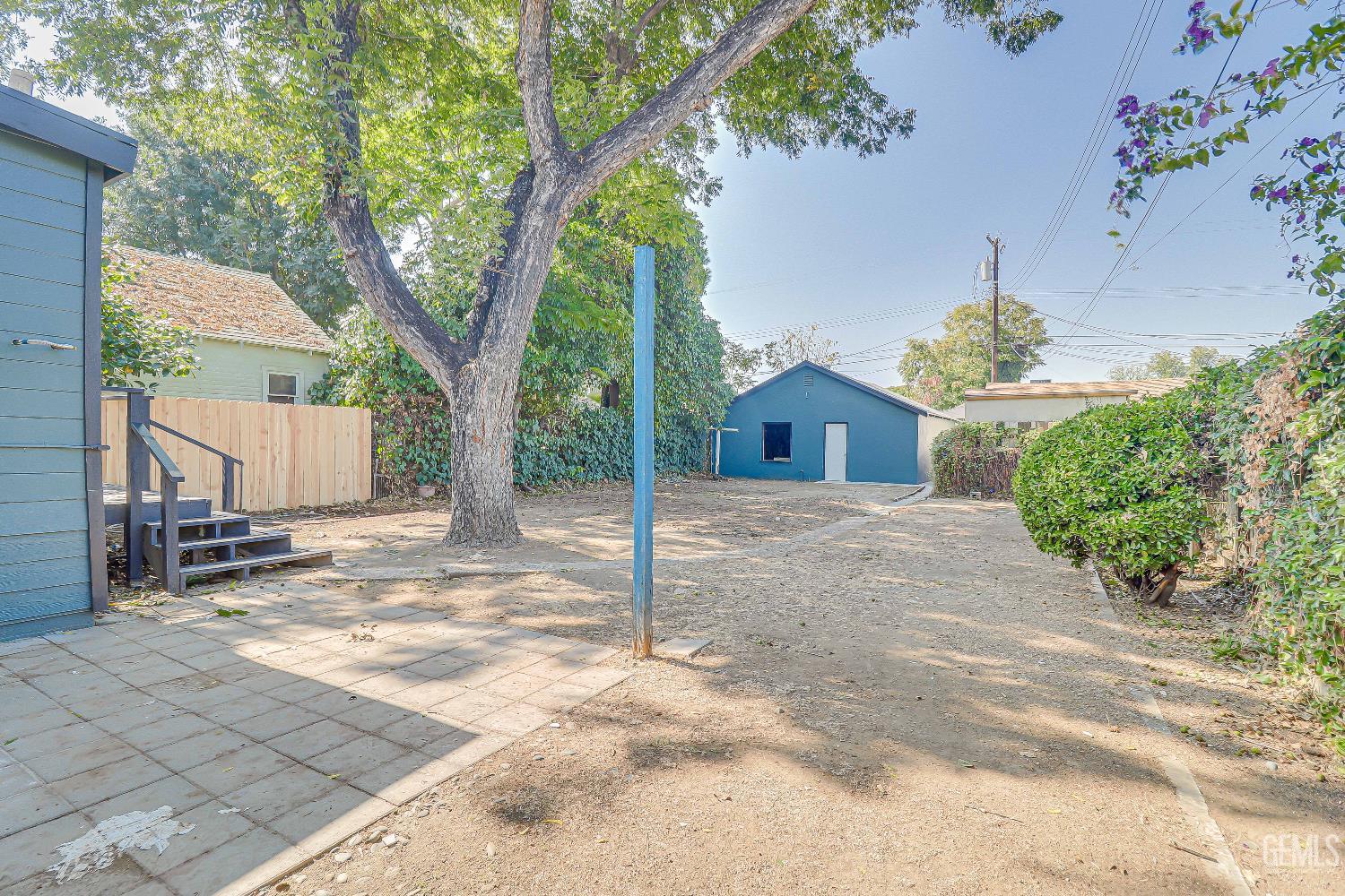 321 Oleander Avenue — photo 23