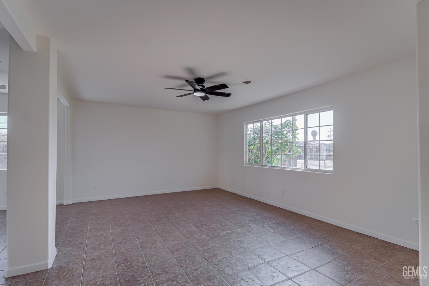 1410 Southgate Drive, Bakersfield, CA 93304 — photo 6