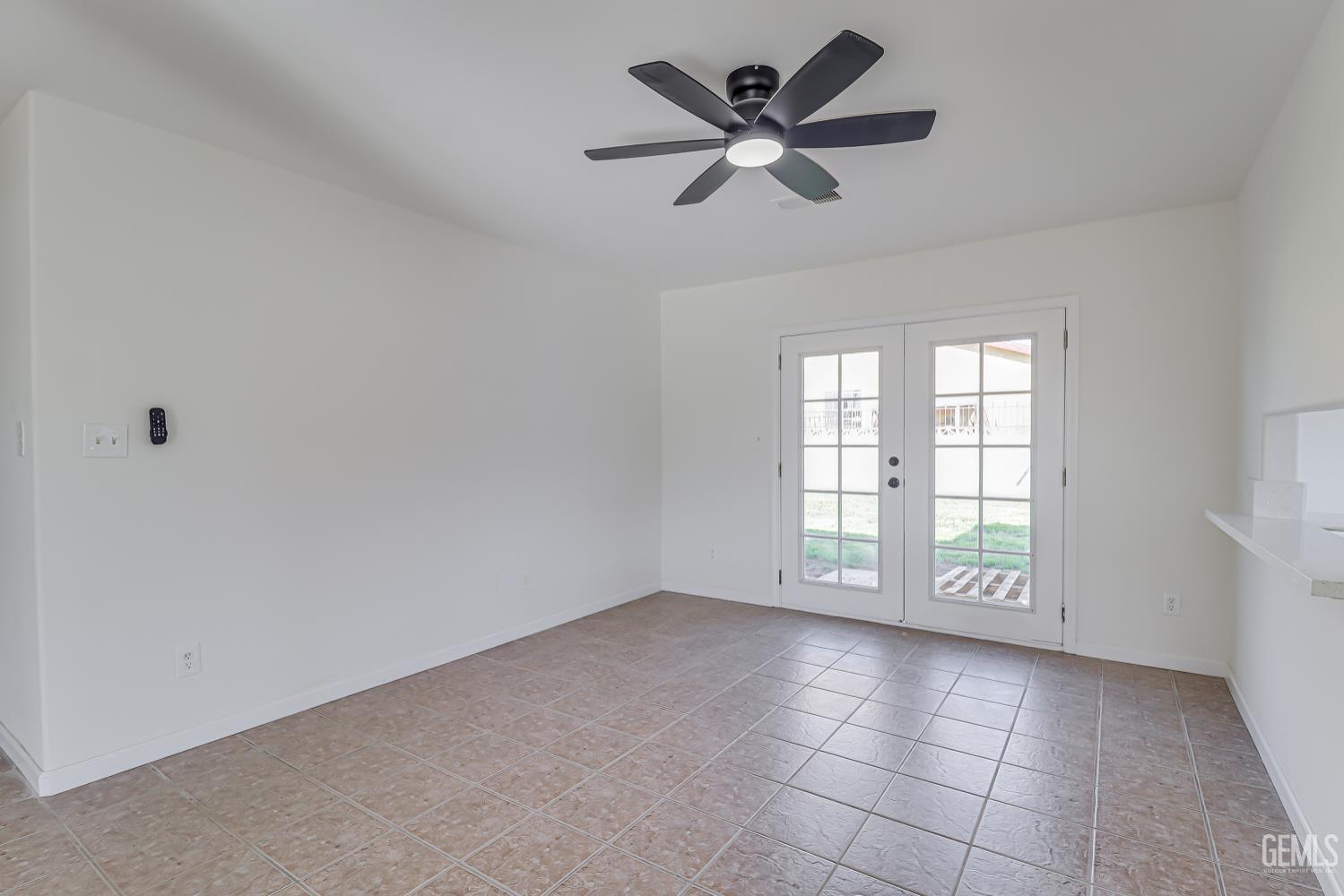 1410 Southgate Drive, Bakersfield, CA 93304 — photo 11