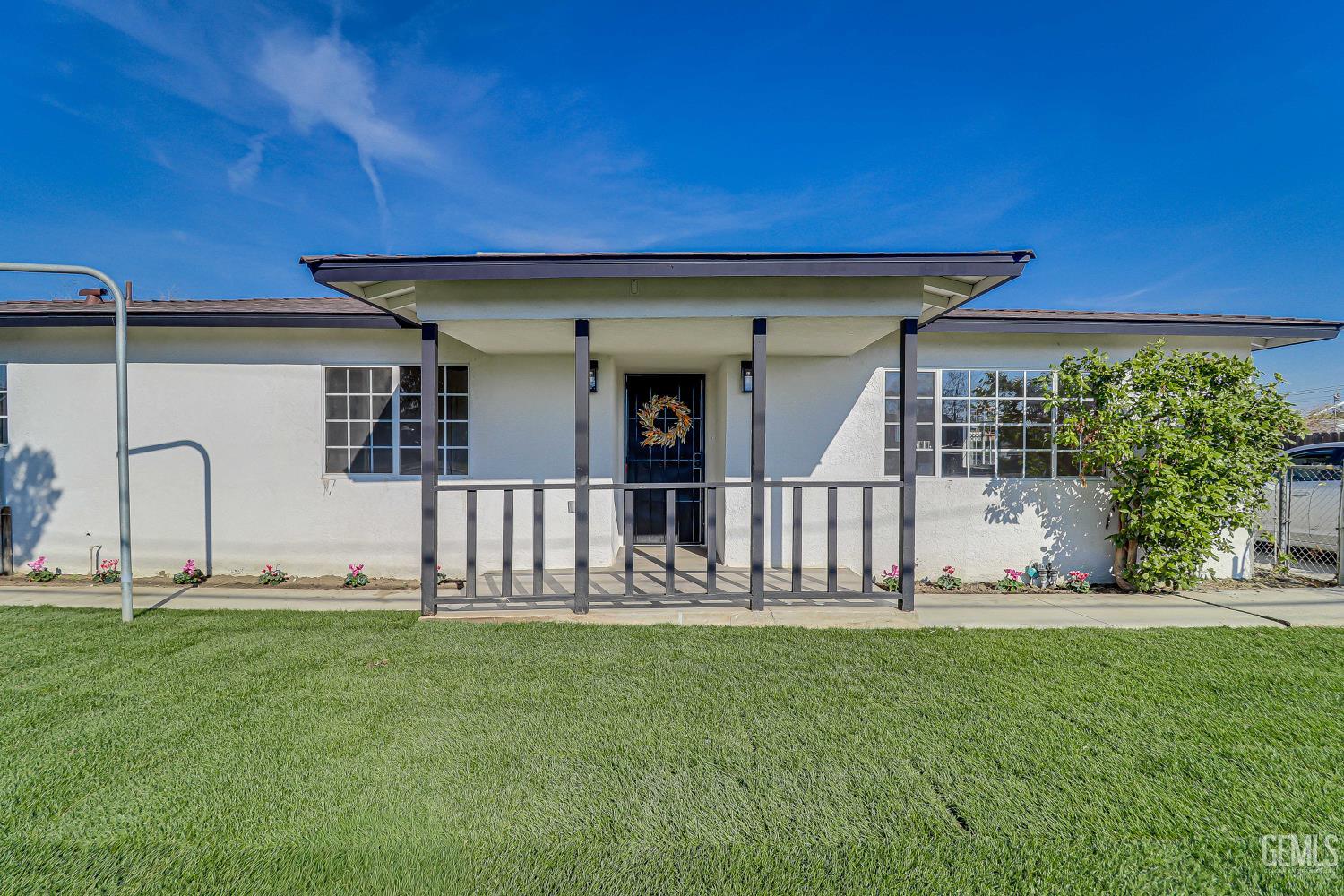 1410 Southgate Drive, Bakersfield, CA 93304 — photo 1