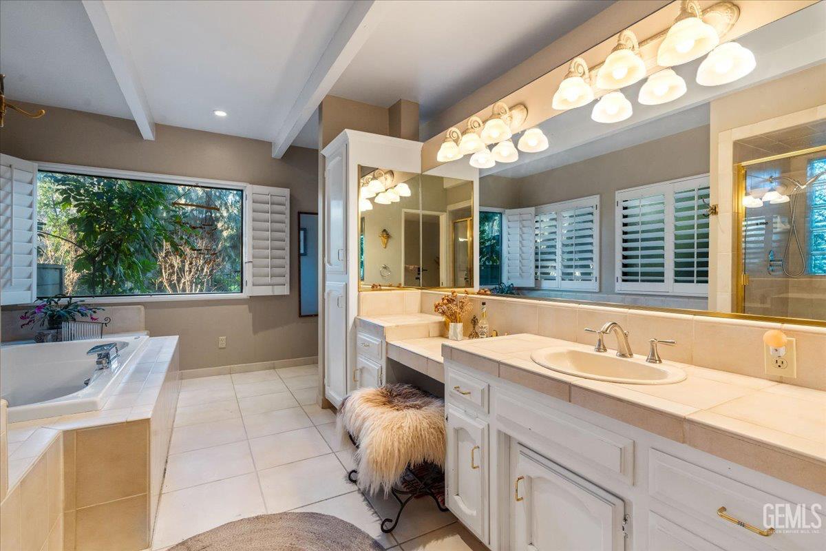 12430 Cattle King Drive — photo 36