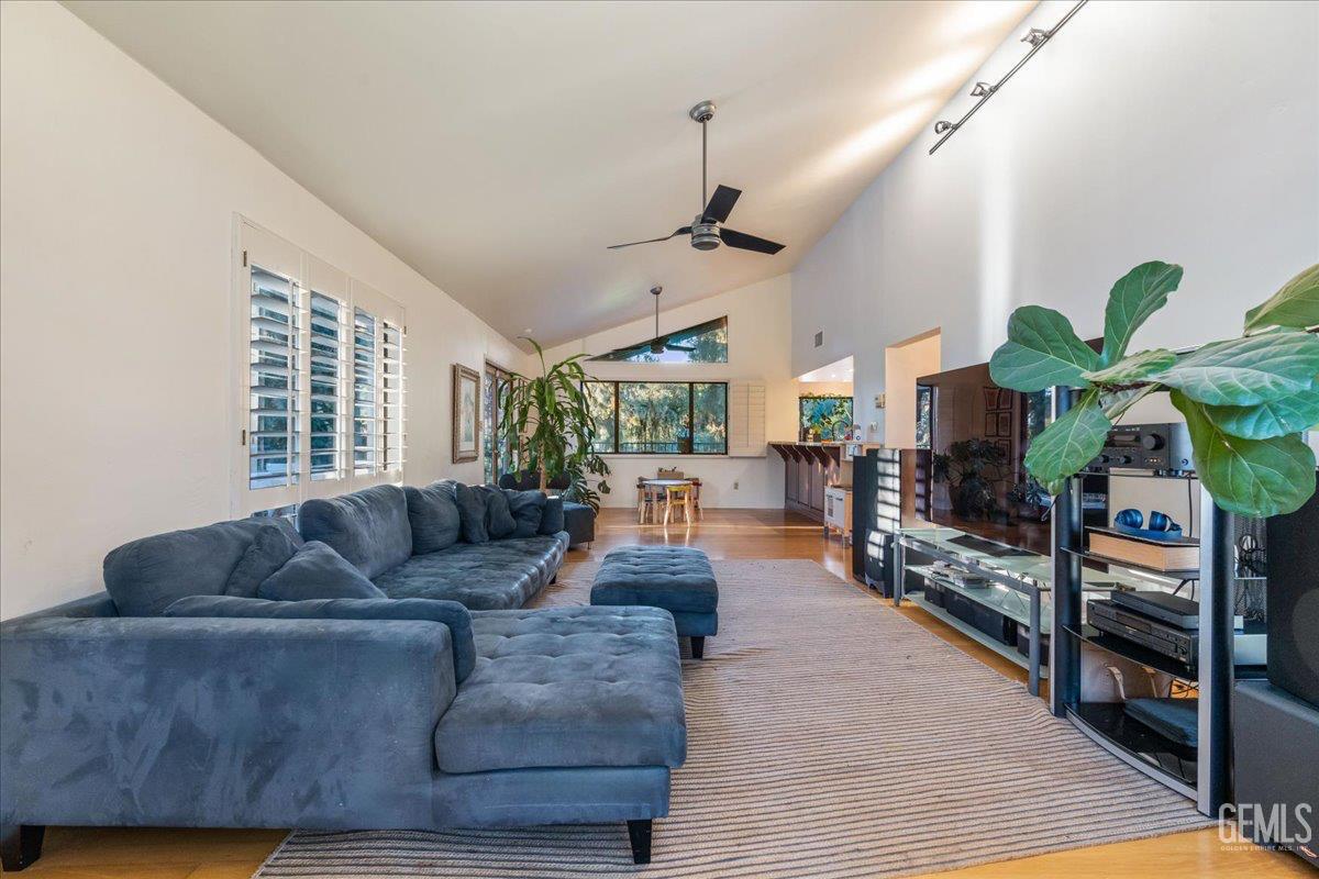 12430 Cattle King Drive — photo 23