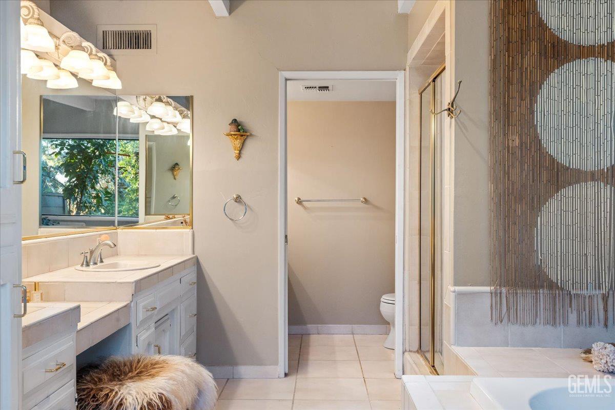 12430 Cattle King Drive — photo 35