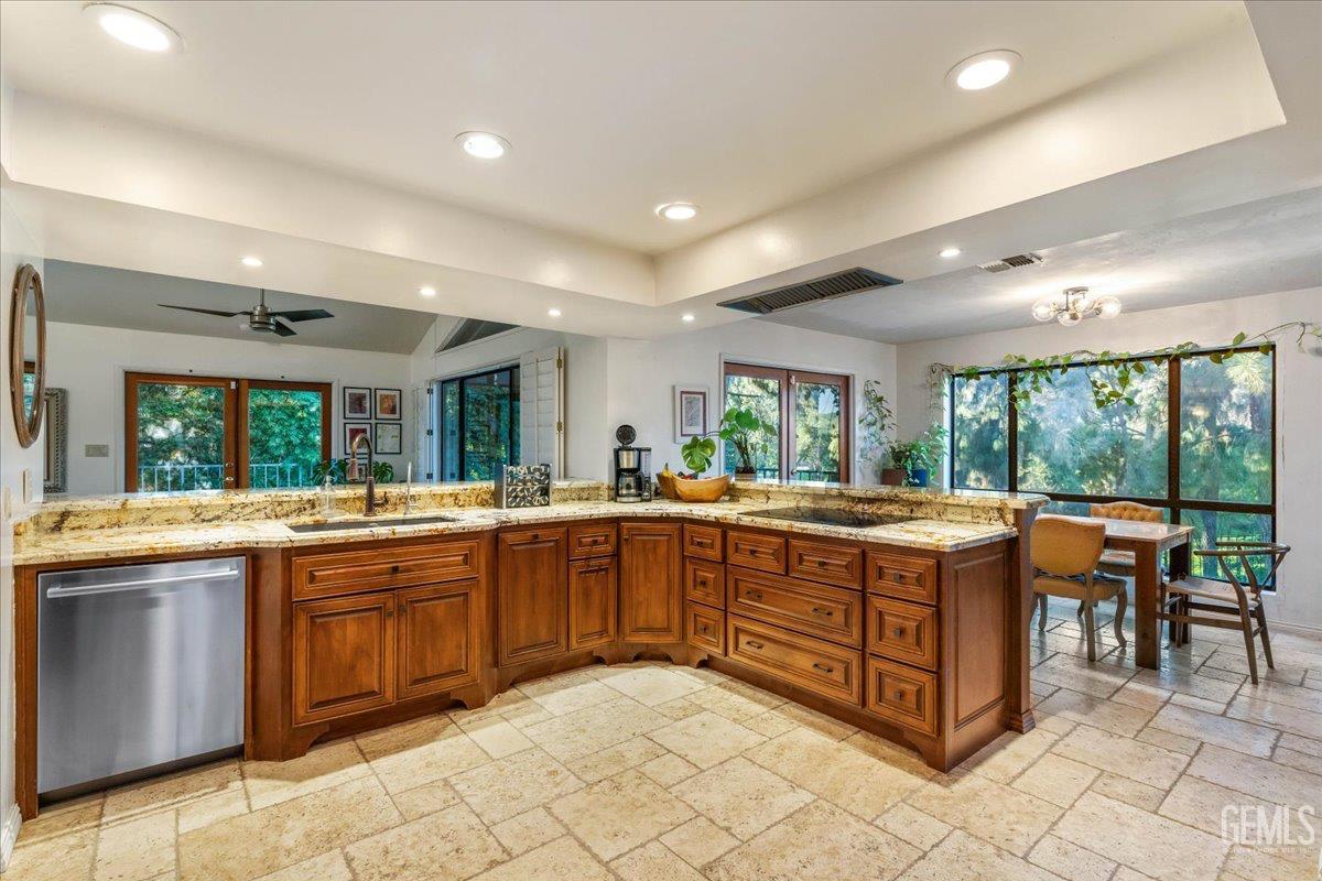 12430 Cattle King Drive — photo 16