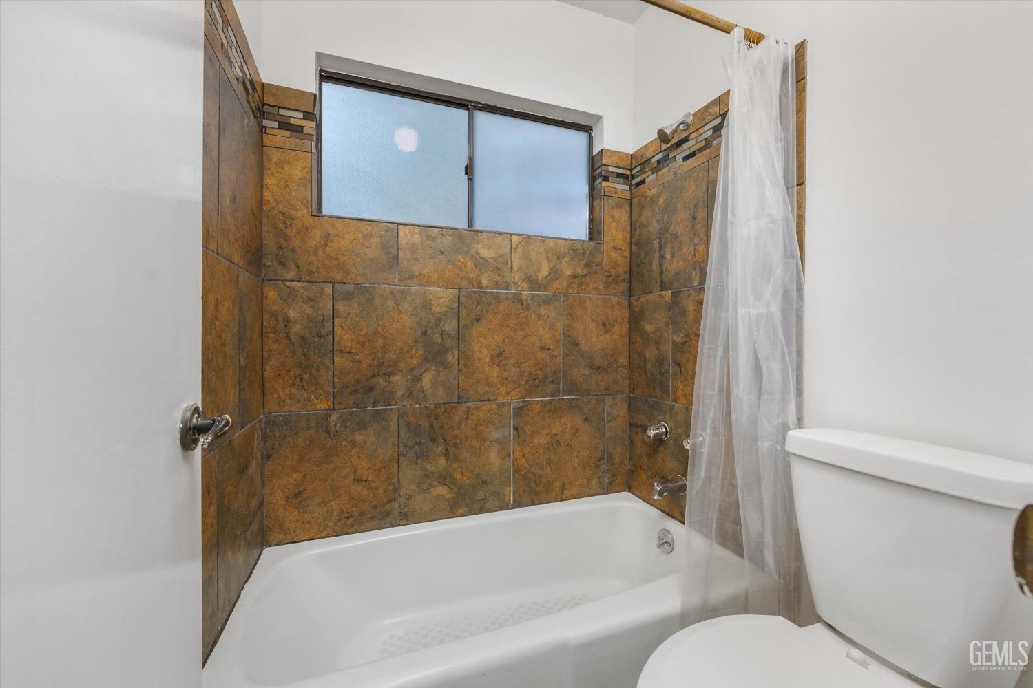 3516 Dana Street — photo 28